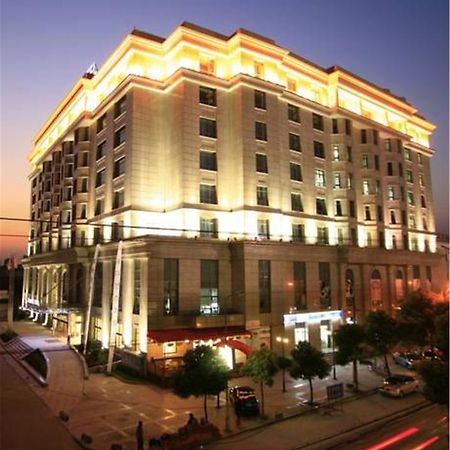Radiance Hotel Shanghai Bagian luar foto