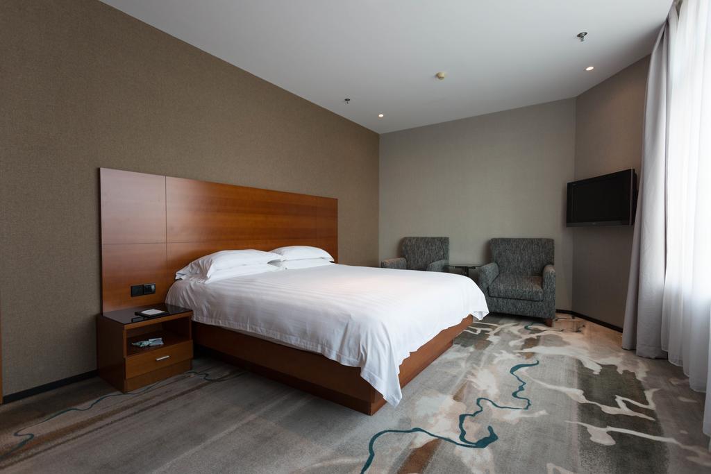 Radiance Hotel Shanghai Bagian luar foto